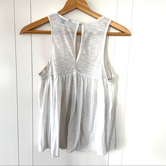 American Eagle Top - Picture 4 of 4